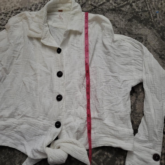 Free People Sun Streaks Tie Front Top Gauzy Button Up Tie Hem White Size Small - Picture 11 of 14